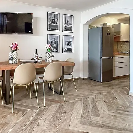 Casa vacanze 1 Bedroom Pet Friendly In Pistis